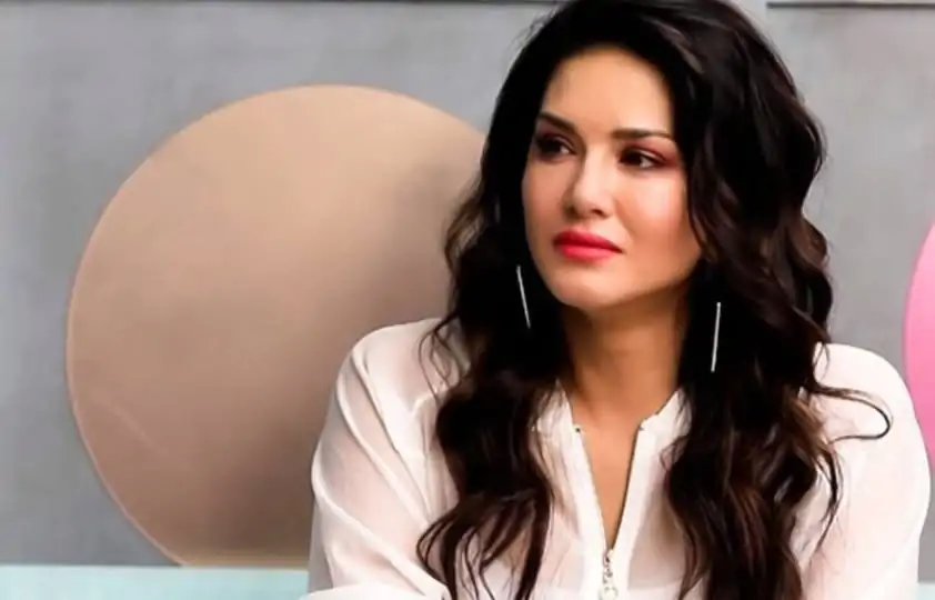 ছেলেদের “লি”ঙ্গ সাধারণত কত ইঞ্চি হলে মেয়েরা পরিপূর্ণ সুখ পায় জানালেন লিওন